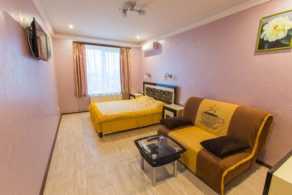 Modern apartment on Akademika Sakharova 27a Ivano Frankivsk Bagian luar foto