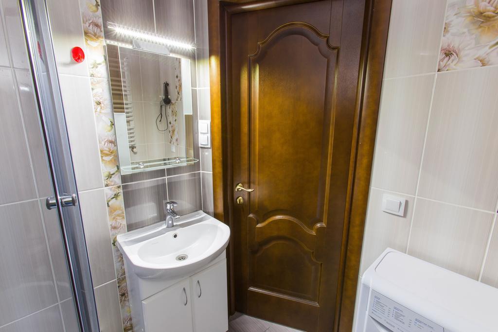Modern apartment on Akademika Sakharova 27a Ivano Frankivsk Bagian luar foto